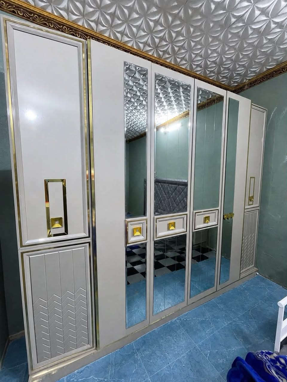 السلام عليكم غرفة نوم7قطع سعرها مناسب
***********
