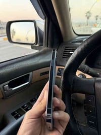 13 برو ماكس ذاكرة 256 بطارية 82 ممفتوح نظافة 100‎%‎ فقط بي ميلان بلشاص...