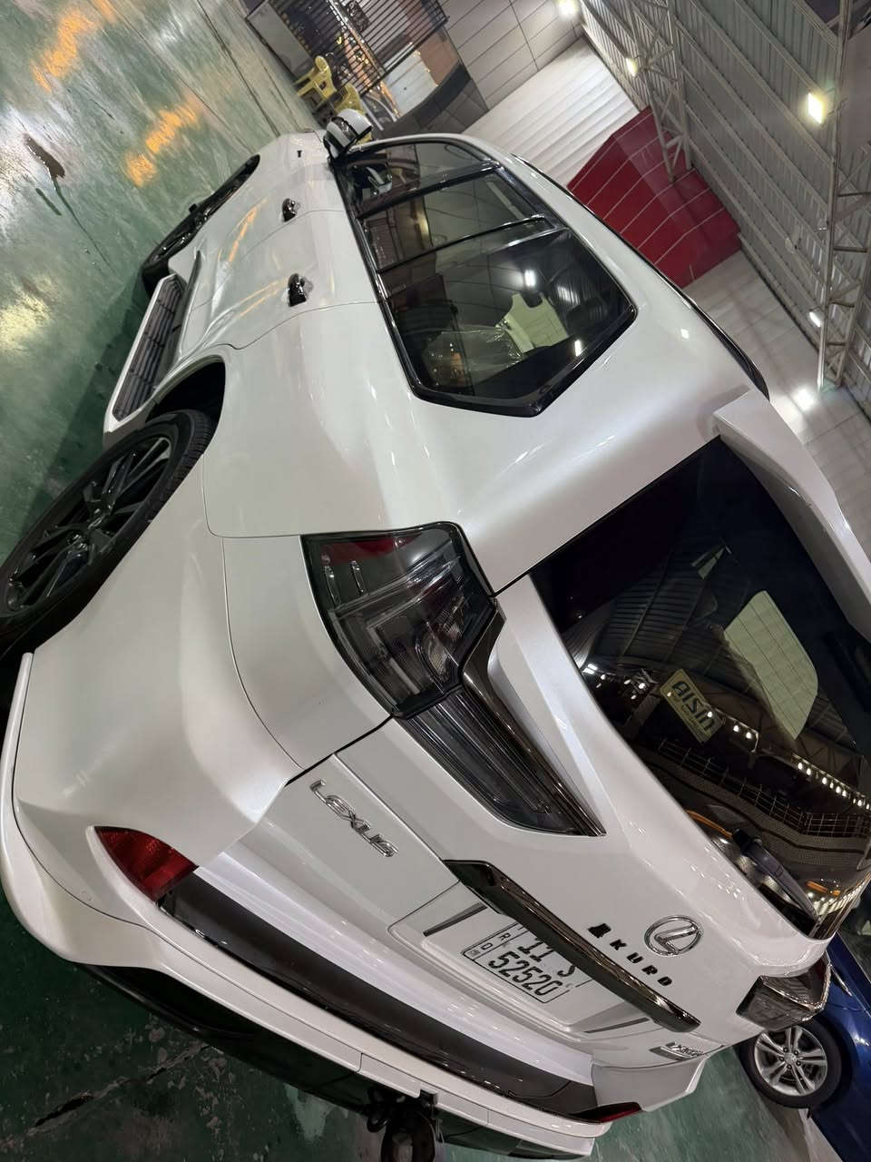 السلام عليكم لكزز موديل ١٩ مكفوله بيها ملاحظات بسيطه وبأسمي السياره جاهزه وجديده ماشيه ٨٠ الف كيلو عنوان السيديه السعر ٧٣ الف دولار و٥٠٠ رقم بغداد هزه وفحص وسنويه كلها جديده ***********
