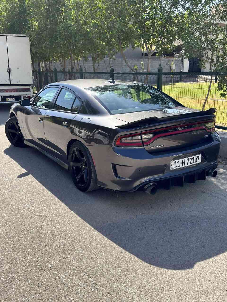 سلام عليكم 
دوج جارجر 2018
5700  R/T 
تخم تاير حداده ويل كير مكينه جديد 
ماشيه 70 mi  
محدثه كت srt
كشنات مخمل حضن 
وباقي مواصفات المعروفه 
سياره جتي من امريكا بدون حادث فقط فاتحين دعاميات وهنا فحصتها طلع بيها باب وجاملغ كلير من امريكا فقط 
سعر السياره 180 وبيها مجال 
*********** الدوره شارع الشرطه
