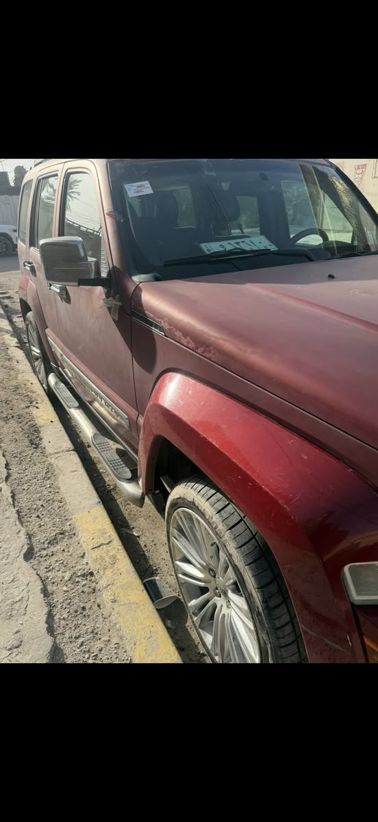 جيب لبرتي 2012
اعلى فئه بالمواصفاتjet limeted
حدادية صدر جديد صار اسبوع شاده 
كير جديد 
مكينه بيها دخان من صالنصه بس ناعمه 

ظفيره وكهربائيات شاهد جدد بلادي ع وضع شركه
منظومة تبريد جديده شادها كمبرسير وراديتر بس مامشحونه

ادامه كامله بلكات نوزلات مجاول جدد شادهن
السياره لونها جارد يحتاجلها صبغ 
حادثها من امريكا شجره  واكعة ع بنيد وبي معجون

السياره كلشي مبدل بيها وترايك وين ميعجبك 
صاحبها موجود يحول بأي وقت رقم بغداد سنويه منتهية بداية شهر 2

السعر من الاخير قفل 65ورقه 

مكان السياره (بغداد-حي تونس )
استفسار مراسله خاص


**إذا كنت صاحب هذا الإعلان وتريد حذفه لأي سبب، رجاءا أرسل رسالة إلى الدعم الفني**