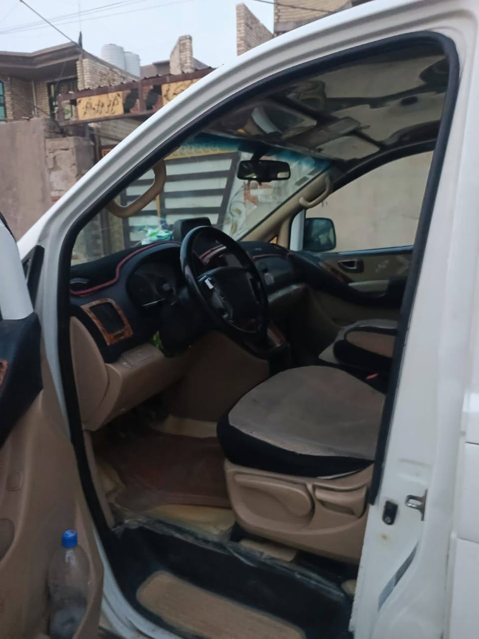 محرك وكير واكسن بحاله جيده لا تنقيص ولا تبخير 

كشر كما موضح بالصور سبع الوان مرايه شفط

ماسحه بالجامه الخلفية 

شاشه 

بلتوث 

مابيه اي نقص السيارة جاهزه 

رقم واسط نكليزي 

مصفره بحث وخط 

باسمي شرط التحويل ثاني يوم 

مكان السيارة واسط قضاء الصويره ناحية سيد الشهداء 

رقمي ***********
