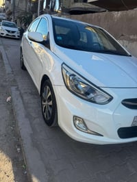 اكسنت موديل 2016 ابيض مشروع وطني رقم إنكليزي وهزه كامله بسمي سياره لا ...