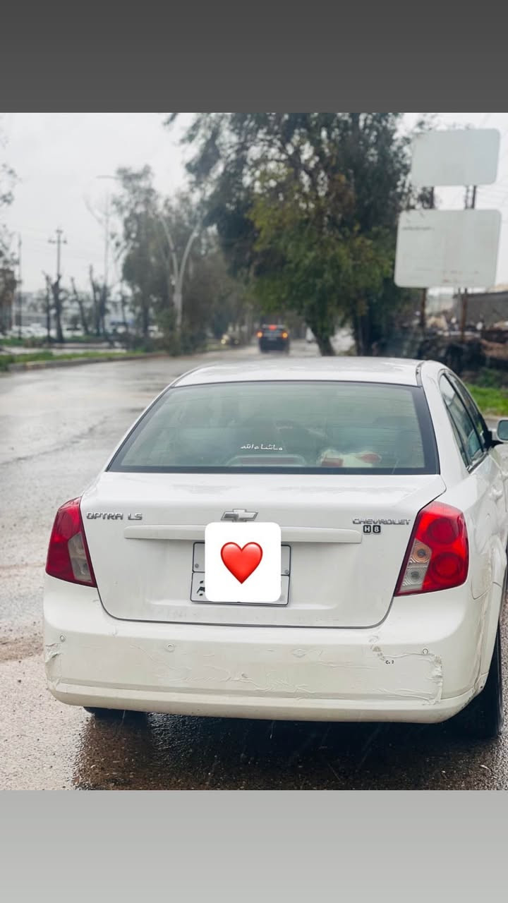 سەرەتا بەناوی خوای گەورە 
ئۆپترا ٢٠١٠ 
سەیارەکی تابلی جوانە  
هەموو شتی بیلادیە  
سەیارەکە  ٥  پارچەی بەس پەمە بی دەعم 
گیر مەکینە کارەبایی بە شەرتە 
تۆماتیکە 
سەناوی چوار سالە بەسەر  چووە 
تەبریت بە شەرتە 
دەعمە  لیدراوی  نیە  
سەیارەکە توندو  تۆلە 
پیشوو پشتی کەپسە 
*********** كويسينجاك, أربيل
