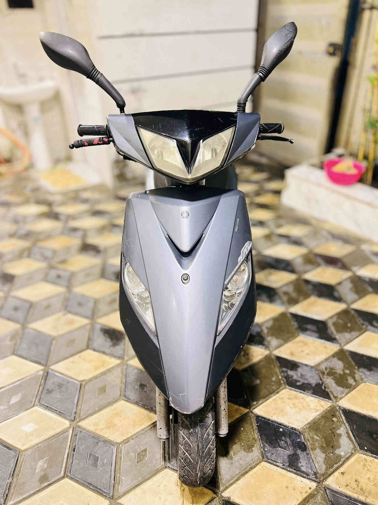 سلام عليكم دراجه ثعلب كابريتر نضيفه كفرات بلاديه كهربائيات شغاله كلها بس الايت عطلان مكينه ناعمه ماشاءالله السعر 650بيها مجال بسيط العنوان الكاضميه رقم***********
