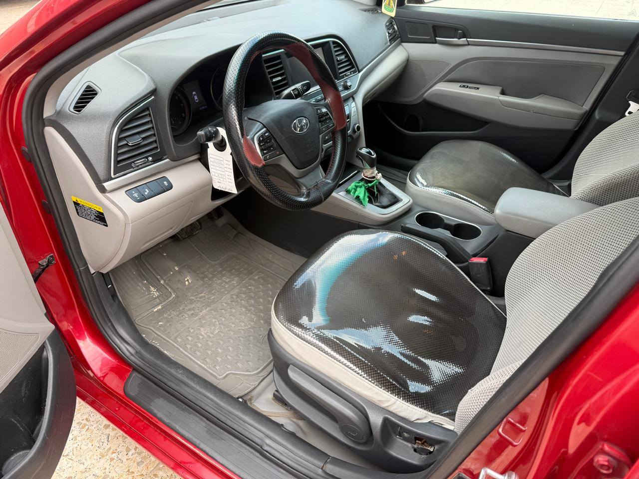 السلام عليكم النترا 2018 رقم اربيل تحويل مباشر بسمي بيه صبغ البنيد فقط بدون دواخل بدون ايرباك سيارة جديدة وجاهزة مابيه اي نقص محرك كير مكفولات صدر امامي خلفي جديد تخم تاير جديد ماشية 96 للاستفسار *********** السعر 122ورقة مكان بغداد
