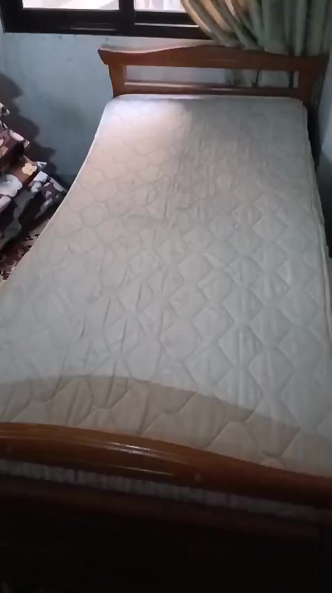 للبيع تخت مفرد ونص مع فرشه وصندوق نضافه تامه موجود جرمانا تخت صبايت 0938581973


**إذا كنت صاحب هذا الإعلان وتريد حذفه لأي سبب، رجاءا أرسل رسالة إلى الدعم الفني**