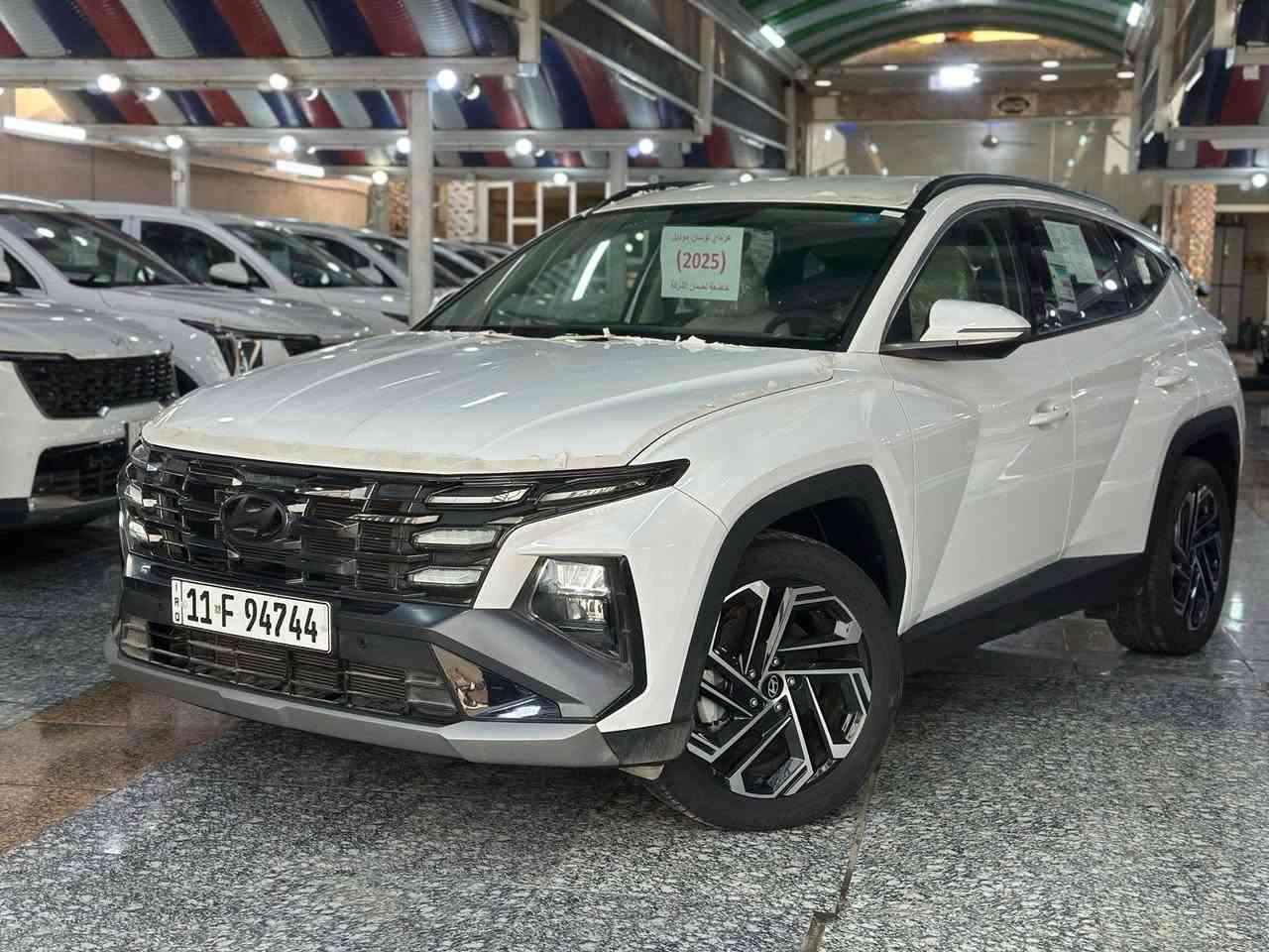 #هيونداي توسان 2025 . 🎯
محرك 2.0 - ويل حجم 19 -  كراسي..2 كهرباء .  باب خلفي كهرباء 
 👌مع ارضيات 
🛡️ ضمان 3 سنوات أو 60,000 كم
⬅️متوفرة الابيض الالوان💥 . 
🔢 . • اللوحات: مرقم بغداد كامل والسيارة مرقمة با أسمنا حصراً
---------------------------------------
🚗✨ متوفر جميع سيارات هيونداي الآن بمعرضنا 🔻
---------------------------------------
🔹 جميع الفئات والموديلات متوفرة
🔹 مواصفات مختلفة وأسعار تنافسية
🔹 جاهزون لخدمتكم في أي وقت
---------------------------------------
📍ميسان حي صناعي معرض المصطفى قرب الفلكة

📞 للاستفسار والتفاصيل: ***********
***********
