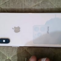 ايفون Xs للبيع تليفون نضيف الله شاهد علي بس شاشه مكسوره و ابد ما متأثر...