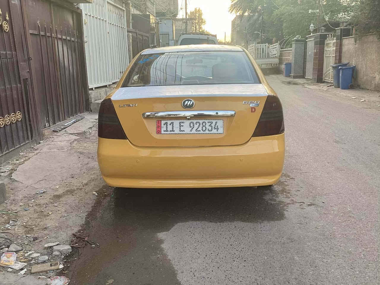 ليفان ٦٢٠ موديل ٢٠١٣ سياره بيها فقط دوس صبغ مكينه كير تبريد مصفره هيئه وغرامات سياره بسمي مكان سياره بغداد. سعد ٣٨, /***********
