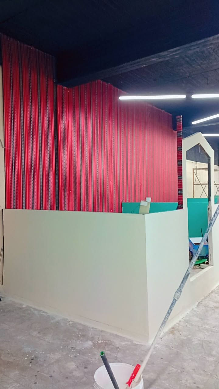 السلام عليكم عندك إستقبال أو كوفي او محل حيطانه تعبانه ومالك خلك تلبخ وتصيغ ودور ديكور جديد انا بالخدمه اشتغل هيج ديكورات وتغليف بلقماش وديكور البدوي وتراثي هاذا رقمي لتواصل وياي وانا بخدمة الجميعع
***********

ارجو الموافقه ع المنشور ولكم منى جزيل الشكر والتقدير
