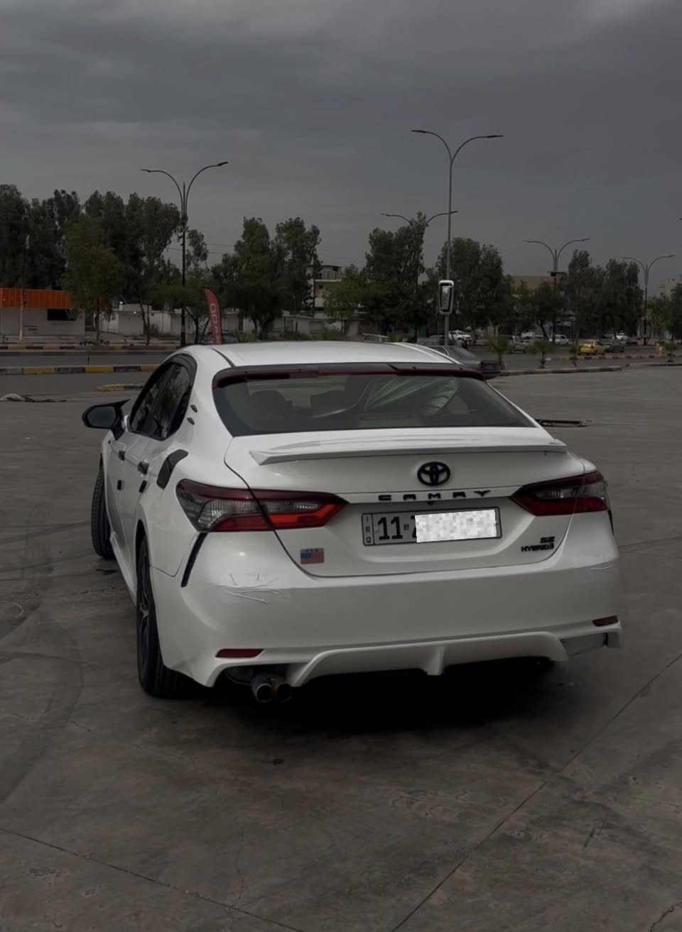TOYOTA CAMRY 2023 le مواصفات se
صبغ عام توحيد لون 
بطاريه ليثيوم جديده ضرر خلفي جاملغات وشويه بل باب معجون  محرك مفتوح لاصرف ولا نفخ ولا تبخير بشرط  
‎ رقم بغداد مشروع وطني مكان السياره موصل
تواصل واتس اب ***********
اتصال ***********

