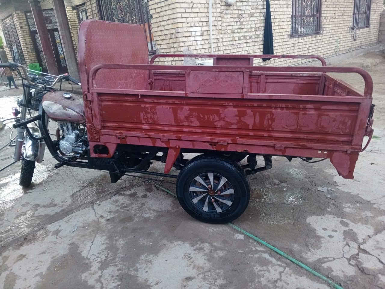 اسلام عليكم ستوتة للبيع رقم وسنوية كربلاء أصولية الكشر موضح بل صورة والمحرك جديد عمرة  ثلاثة أشهر الستوتة جديده وخير من الله مال جناي الااستفسار على الرقم *********** المكان اطويريج
