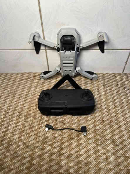 متوفر درون dji مني تو نضيفه كوبو وياه ٢ بطاريات وكامل  مكاني الزبيديه  السعر 4٠٠قفل من الاخير  ***********

مستخدمه قليل
