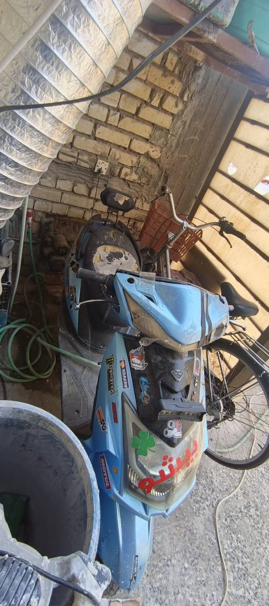 سلام عليكم دراجه سكنس شحن للبيع
بس عقل عطلان رايدله تبديل بطاريات جديدة
هيه 6بطاريات قبل أسبوع شديدهن سعر 200 بيي مجال
رقم ***********
