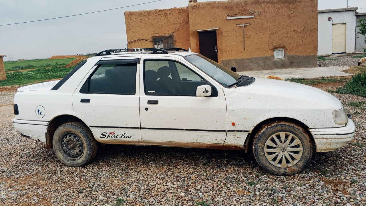 فورد سيرا موديل1992
نضيفه داخل خارج رقم كركوك سنوية لل28 تحويل شوكت متريد صدرها جديد  سعرها 22 وبيها مجال عنواني كركوك قضاء الحويجة للاستفسار ***********
