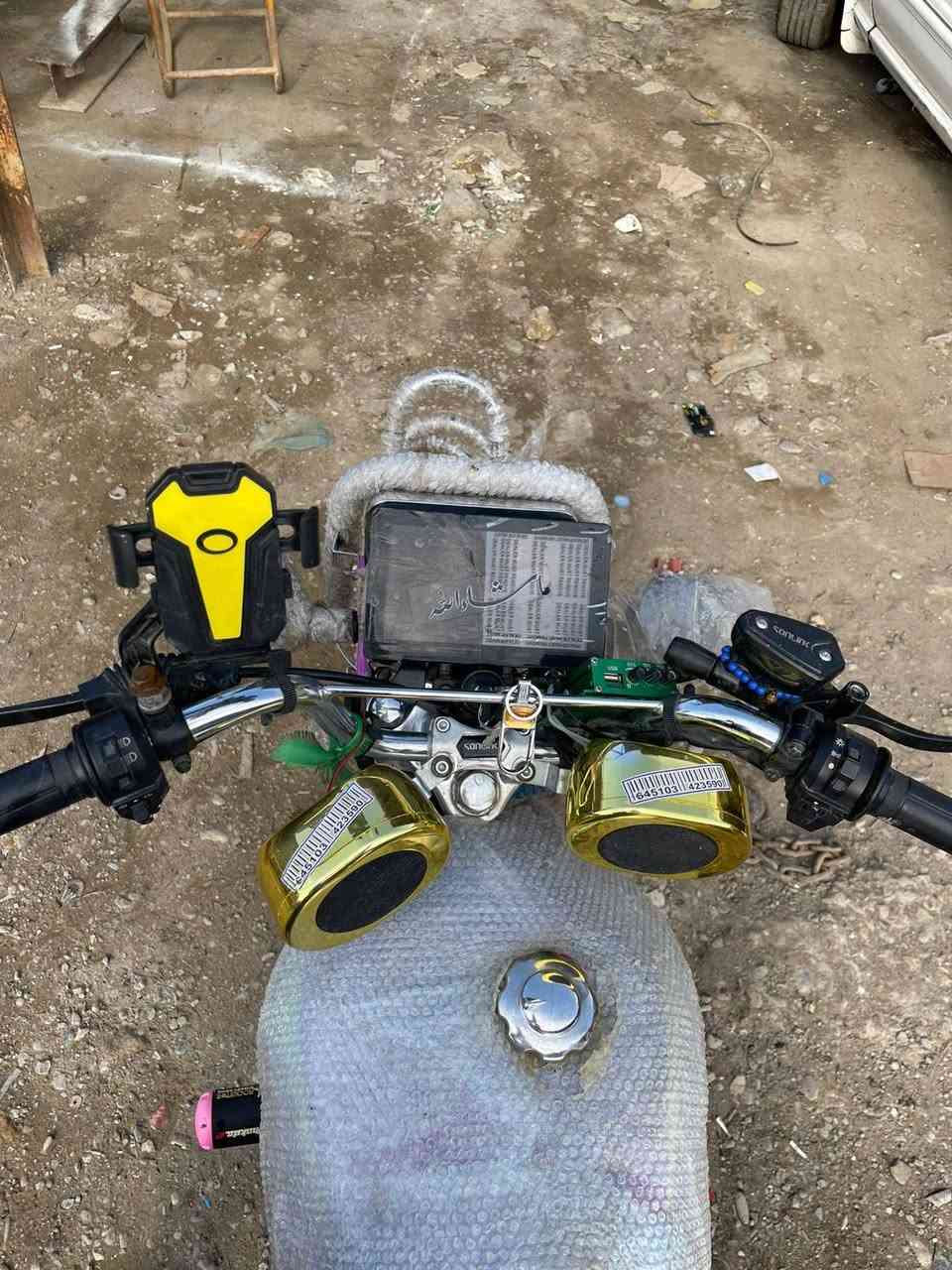 يالله 
السلام عليكم 
دراجه تايكر موديل 2025 باب اول ختم الاصلي لون بنفسجي  دراجه خير من الله مابيهة ايي نقص كهربائيّات كامله محرك مامفتوح بلادي عل  وضع الشركه اوراق كامله ورقه وحده سعر الدراجه (700) وبيهة مجال بسيط 
رقم الهاتف ***********
المكان. بعقوبه تقاطع الساده
