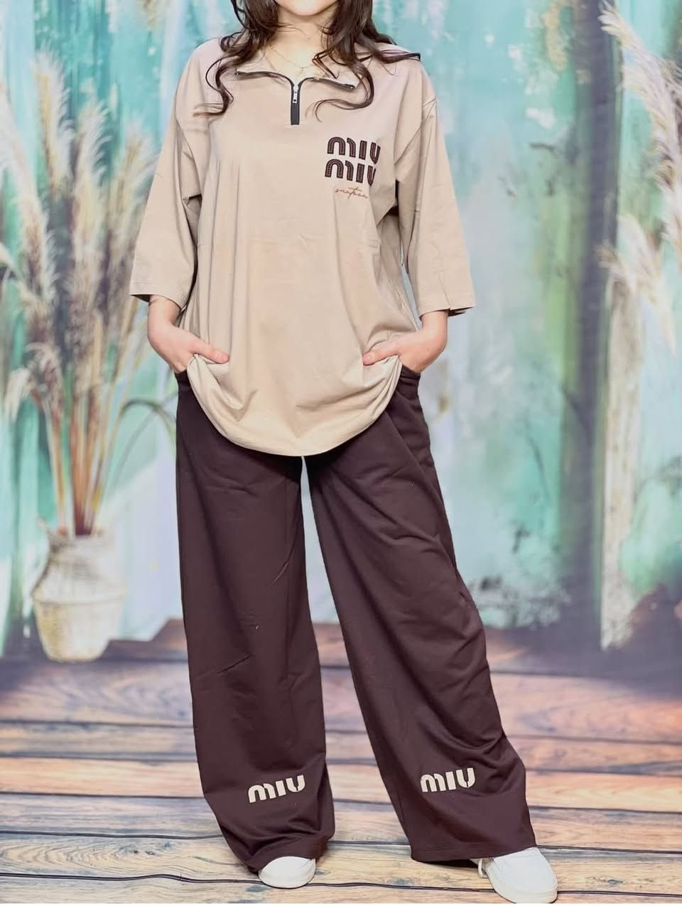 سوت صيفي
خامه صيفي ليكرا بارده 
قياسات xl  xxl xxxl


**إذا كنت صاحب هذا الإعلان وتريد حذفه لأي سبب، رجاءا أرسل رسالة إلى الدعم الفني**