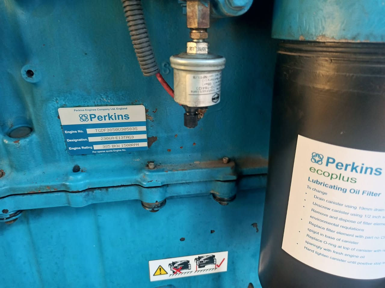 مولدة بيركنز 2300 مولدة بلادية 400 كيفي
أستفسار الاتصال ***********
