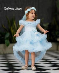 من (  ٣ ) إلى (  ٨ ) سنة 👗💖  🎀✨للحجز والاستفسار مراسلتنا واتساب 077312...