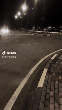 كيه موديل 97 هونده كلشي شرط سياره كاعده نصبه احله من الصور  شقل وامشي سعر 60وبيه مجال بصيط    الهاتف***********
