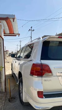 لاندكروزر 2008 • رقم دولي • صبغ فقط