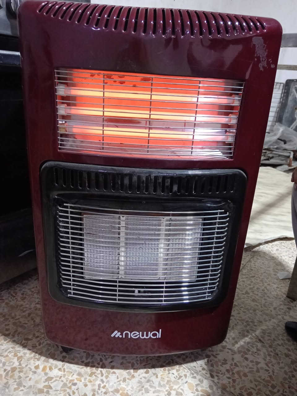 صوبه كاز السعر 45
صوبه غاز كهرباء السعر 65
غساله السعر 85
ثلاجات 18 قدم السعر 125
يوجد توصيل مجاني للبيت العنوان النبي يونس 
***********
***********
