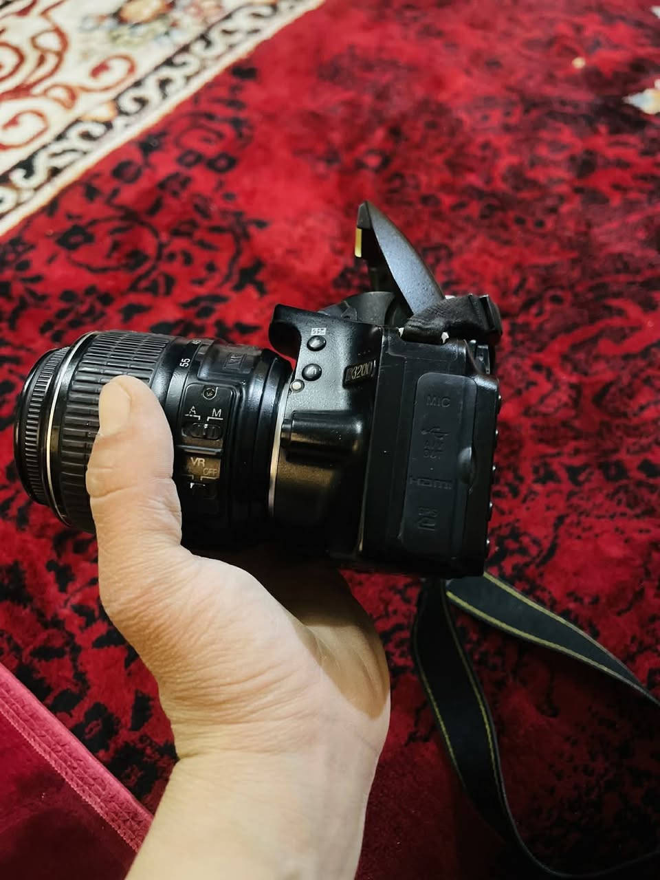 كامره للبيع D3200نيكون ملحقات الجنطه)(  رام شاحنه السعر325 بيه مجال🤍 *********** مكاني موصل
