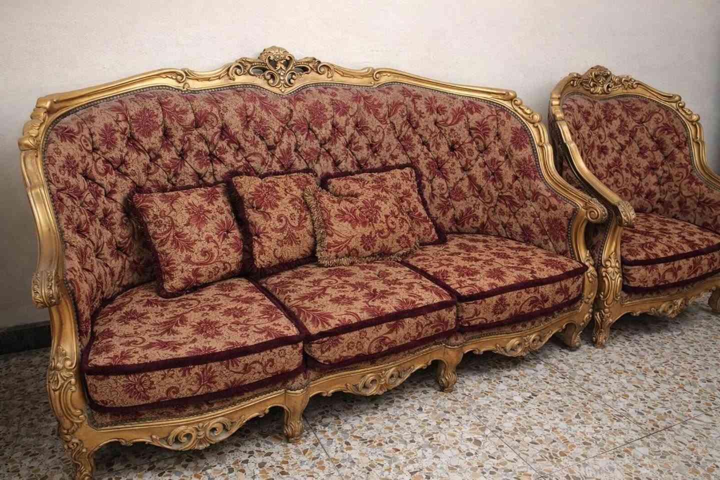 عندي نص تخم ملكي مصري 5 مقاعد اي خلل مابي يحتاج تنظيف فقط 
مكانها بغداد لامين ثانية 
الي يحتاجه يراسلني خاص


**إذا كنت صاحب هذا الإعلان وتريد حذفه لأي سبب، رجاءا أرسل رسالة إلى الدعم الفني**