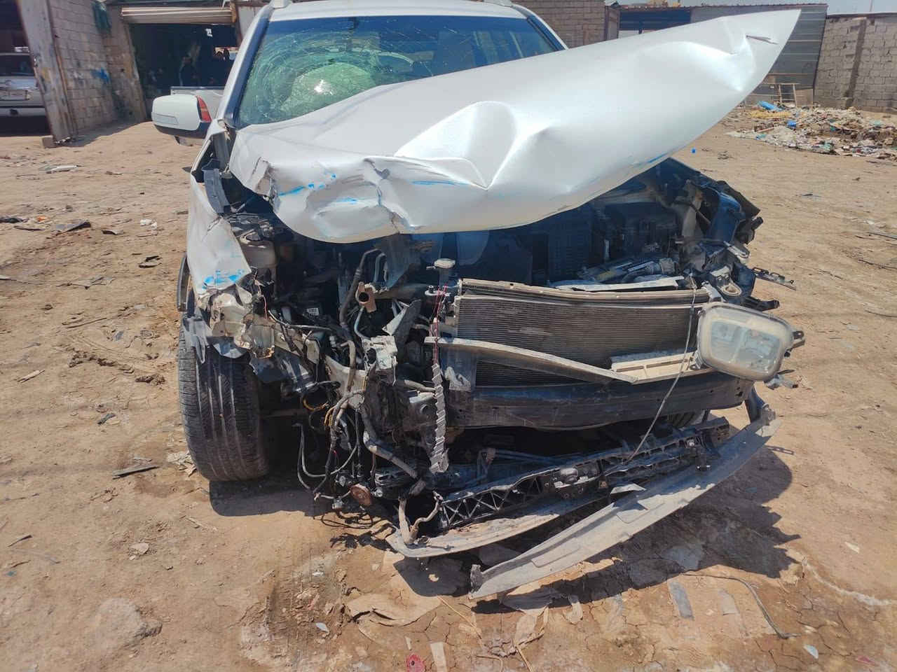 سورنتو خليجي سابقن كفاله موديل 15 ابيع على حادثه مكينه كير ما بيهن شي السعر 120 وبيه مجال مكاني ناصريه ***********
