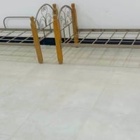 جرابي امارتي • سرير • للبيع