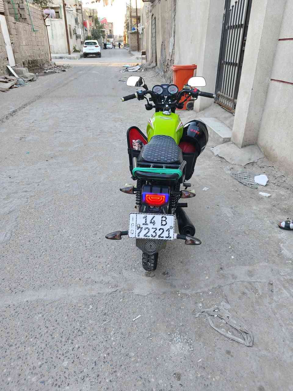 🔥 للبيع دراجة نارية SHINING 150cc 🔥
📌 النوع: SHINING
📌 السعة: 150 سي سي
📌 الحالة: ممتازة ونظيفة
📌 المواصفات:
محرك قوي واقتصادي
تشغيل سلف وركلة
ديسك أمامي
إضاءة قوية
مريحة للمشوار اليومي والعمل
ثبات وسواقة ناعمة
جاهزة للاستخدام بدون أي صرف
🧾 السنوية: كاملة
🔁 التحويل: تحويل رسمي عند الشراء
💰 السعر: مليونين و 400 ألف (2,400,000)
📍 الموقع: البصرة – المعقل – دور الهندية
📞 رقم الهاتف: ***********
📲 الاتصال أو واتساب، للجادين فقط.
