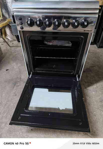 السلام عليكم طباخ فريش مستعمل سبوع كهرباء شغاله جداحه كله وبيه ضمان سنه بعده بوضع شركه 
سعر 180 عنوان بغداد جسر ديالى قديم قديم 60
هاتف ***********
واتساب ***********
