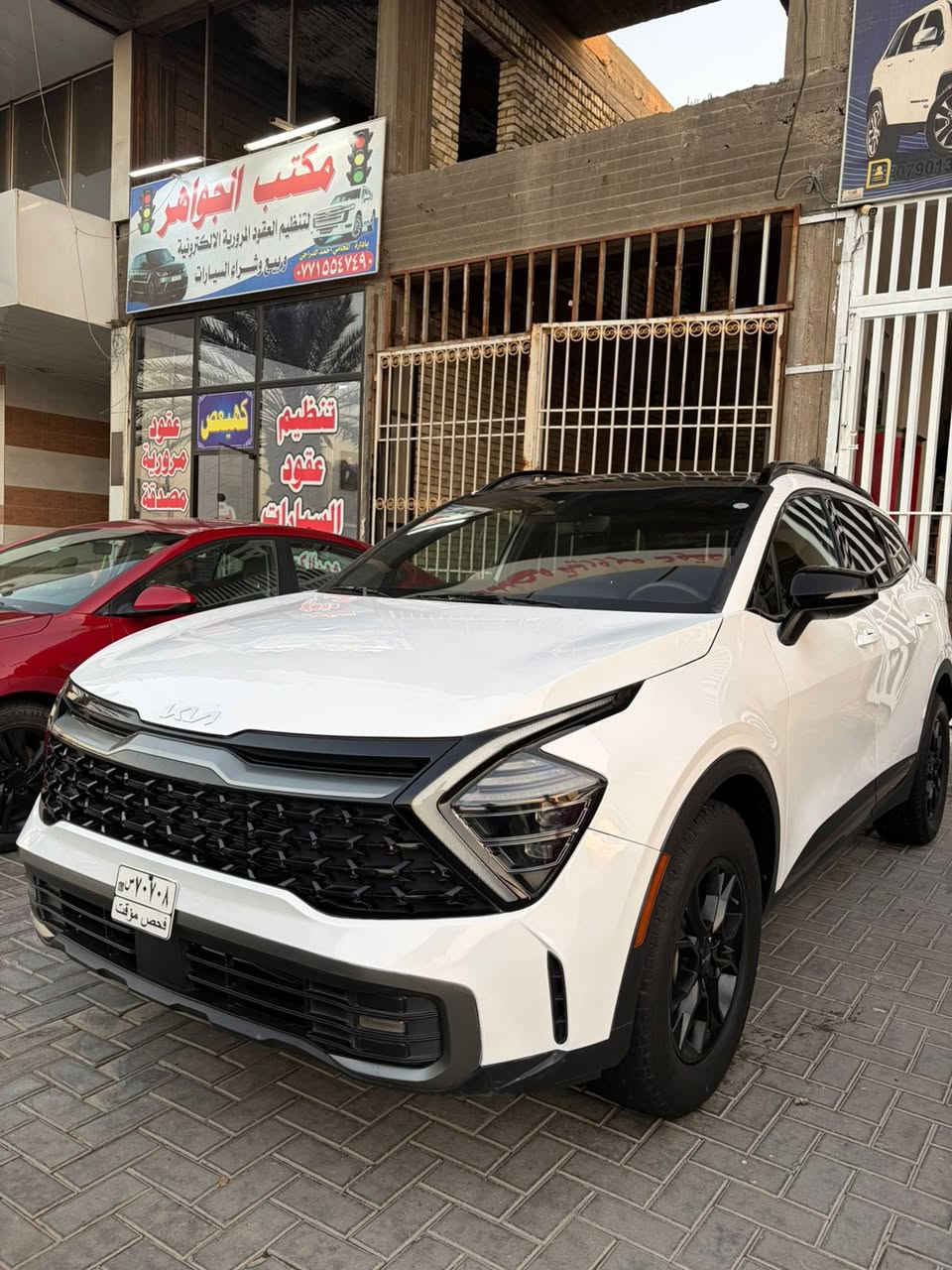 السلام عليكم للبيع
كيا سبورتج 2024 امريكي
لون  ابيض⚪️⬜️  بيه مكانات بارد سياره قطعتين صبغ فقط كفاله لغود شواصي بدون اي دواخل سياره فول مواصفات للاخير
مواصفات1-1

• كشن تدفئه
*   كشن كهربائي
*   كشن جلد
*   بانوراما طكتين ع طول قماره
*   قياده ذاتيه
أناره ترحيب عند الاقتراب وترحيب في الداخل السياره
*   مانع انزلاق
*   تحديد مساره
*   وتمنع الخروج عن المسار
*   مثبت سرعه
*  رادار امامي
*  رادار جانبي
*   رادار خلفي
حساسات 360 درجه
*   كأمره خلفيه وكامره دواره
*   جنطه كهرباء
*   تشغيل عن بعد
*   أربعة انظمه قياده
*   حساسات خلفيه
*   شاشة تبريد لمس
*   شاشه كبيره متصله
*   لايت زنون عدستين
*   أشاير بلمري
*   مانع تصادم
. دفع رباعي
*   كيجات متغيرة الالوان
*   محرك 2500
*   نقاط عمياء
كير ومحرك مكفول سياره فور ويل   /. السعر  183 بيه مجال  
مكاني بغداد  البلديات.  للاستفسار واتساب ***********
