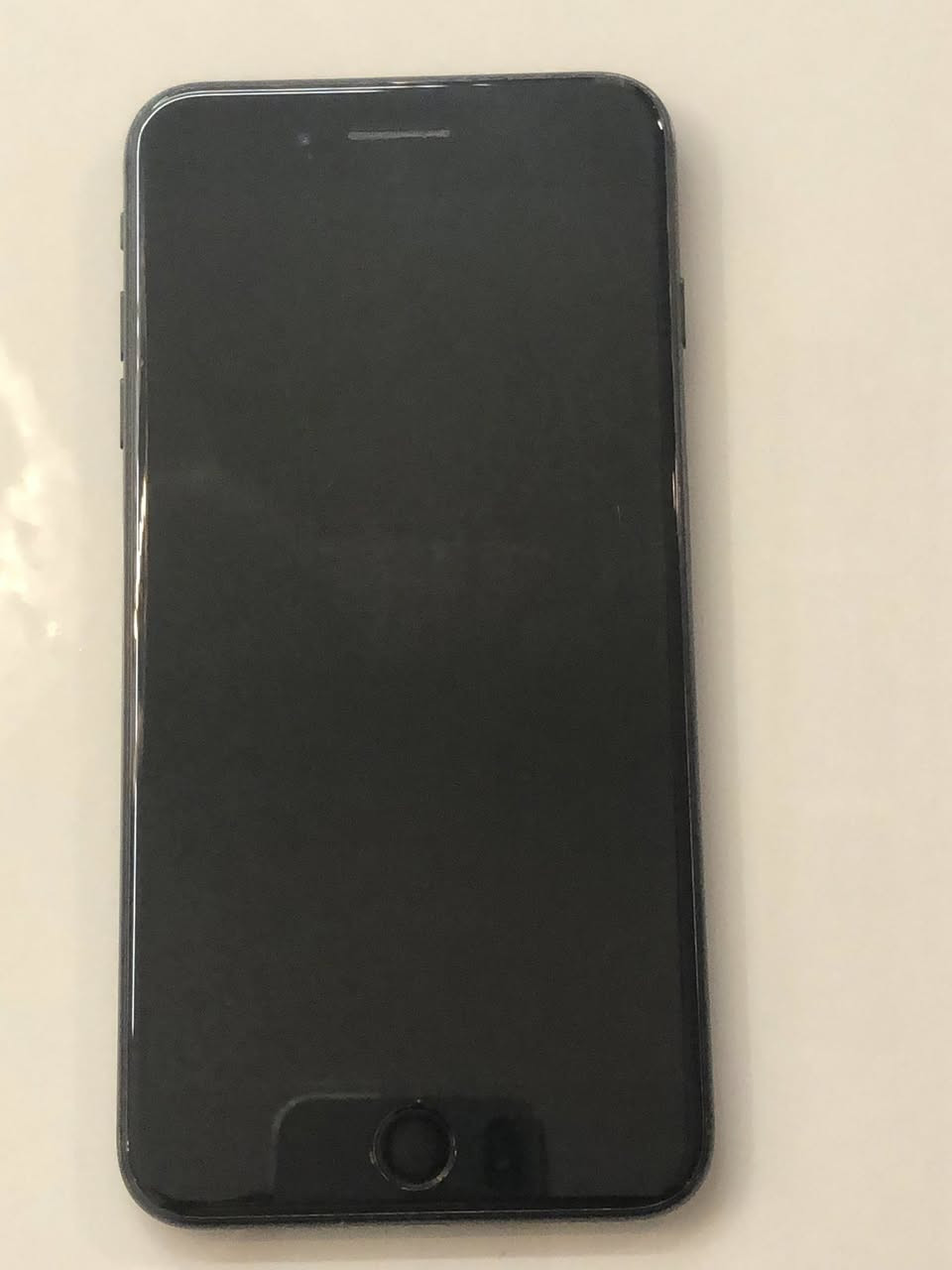 ايفون 7 بلاص ذاكرة 32 نظيف جدا 
واتساب /***********
السعر /185 الف
