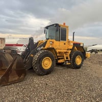 بوفروشتن لبيع موديل 1999 VOLVOL90C 07502188586 (‭0750 451 3944‬