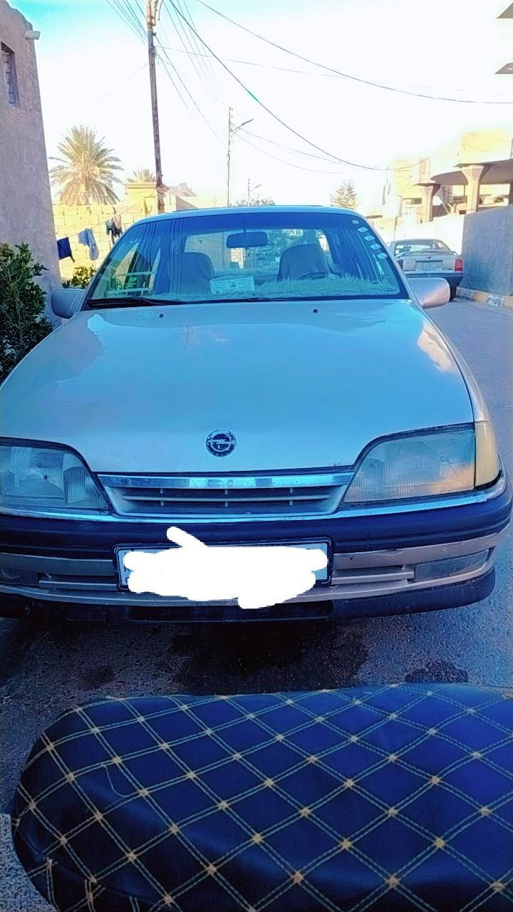 السلام عليكم اوبل اوميكا للبيع موديل 1992 محرك كفاله تحويل ثاني يوم سياره مكفوله رقم المبايل (***********) بي واتساب

