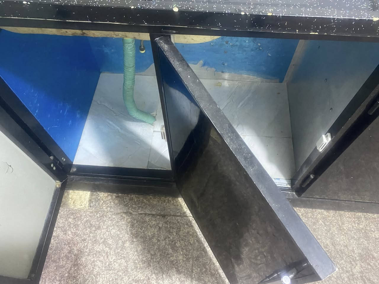 من  رخصه الادمن كاونتر للبيع ٣مترات


**إذا كنت صاحب هذا الإعلان وتريد حذفه لأي سبب، رجاءا أرسل رسالة إلى الدعم الفني**