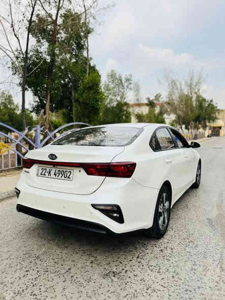 السلام عليكم 
للبيع سيراتو 2019 رقم اربيل دولي تحويل او وكالة 
مكفولة كفالة عامة 
محرك 1600 
داخل لونين 
مانع انزلاق 
حساس اطارات 
السعر 155 
للاستفسار الاتصال ***********
