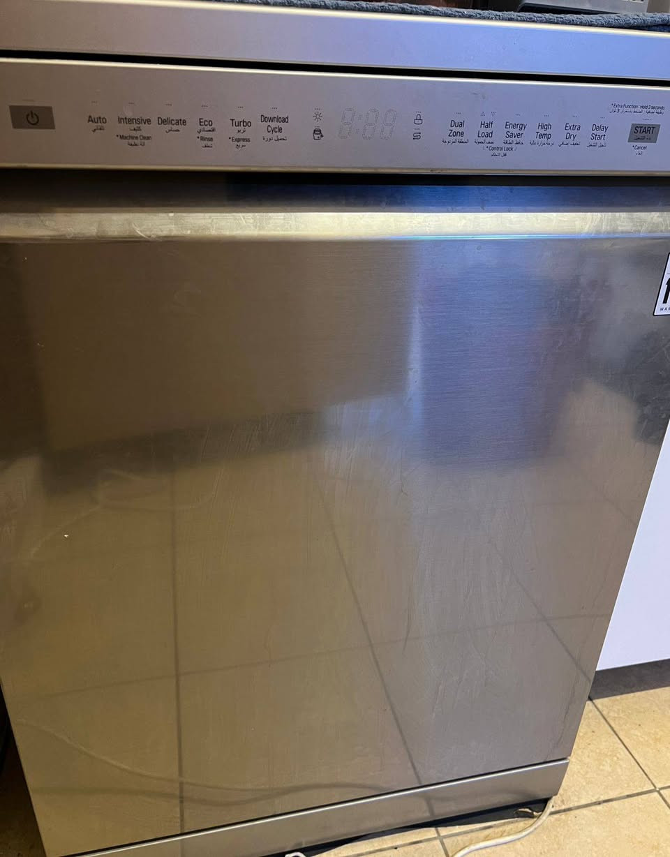 غراظ شقه للبيع كاونتر خشب تركي سعره 650 ثلاجه توشيبا 250 مجمده بلسان حجم 12 275 غساله صحون LG  الاصلي 500 الاغراظ كلهم جديده ستخدام قليل ***********
