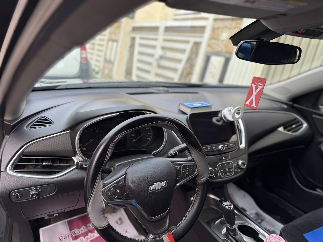 ماليبو موديل 19 للبيع حادثه جاملغ وباب بجمها كبس وكلشي بيه بلادي سياره خير من الله مكاني بغداد شرط التحويل 
سعر 113 وبيه مجال استفسار اكثر اتصال ع رقم ***********
