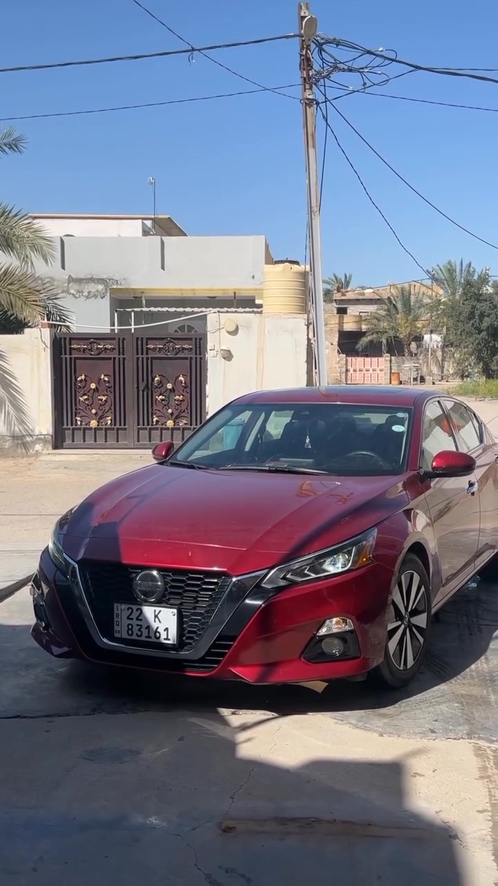 السلام عليكم
نيسان التيما        NISSAN ALTIMA  موديل 2022

موصفات   SL 
حساسات خلفيه 
شاشه وكامره خلفيه 
رادار امامي 
رادار جانبي
قياده ذاتيه
هناد بريك بصمه
اوتو هولد 
تشغيل عن بعد
دخول ذكي
صندوق بصمه
تحكمات ستيرن
مثبت سرعه 
تنبيه خروج عن المسار ⚠️
مقاعد جلد
كرسي السائق كهرباء ⚡️ 
ويل كب
لايت عدسه ز
بلاجوكترات
محرك 2.5
شاشه تدعم ابل كار بلي واندرويد اوتو 
تبريد قطعتين
تبريد شاشه منفصل عن الراكب 
ممشا السياره 4100الف 
كير محرك كله بلادي
رقم اربيل باسمي السياره
سعر السياره 178وبيه مجال

الاستفسار عل رقم ***********

