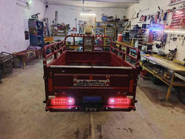 السلام عليكم ستوته للبيع ابامه موديل 16سطعش  اوراق كامله السعر 1450وبيه مجال ***********
