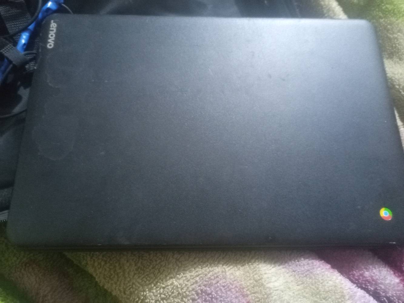 السلام عليكم لابتوب حلو يفيد دراسه يحمل تلكرام انستا يوتيوب واتساب سريع يفيد دراسه وتصفح بسيط لا يدعم برامج قويه سعر 100وبي مجال