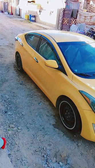 السلام عليكم انتر موديل 16السياره مصبوغه عام ضربته بل جاملغ الخلفي والباب الخلفي السياره حلوه جاهزه  لستفساره ***********
