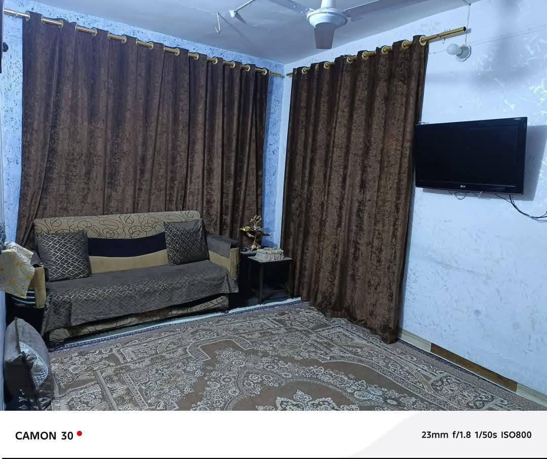 دارللبيع طابو صرف مساحه ٢٥٠ متر طابقين غرفتين فوك وغرفتين جوه حي النصر الاول قرب مولدة حميد السعر١٠٥ وبيها مجال رقم ***********
