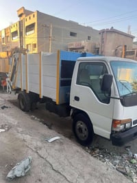 ازوزة للبيع ٢٠٠٧ كفالة كير مكينة كبسة عنوان بغداد قرب جسر قرطبة رقم ال...
