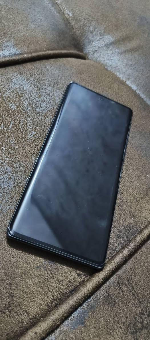 انفنكس زيرو 40
4G
ذ 512 رام 16 
بطارية 5000mAh
 شاحنه 45 واط 
شاشة 144hz منحنية حجم 6.78 بوصه
مدعوم HDR
مع كامل ملحقاتة
مدعوم بتصوير وتعديل الذكاء بدقة 4k
الجهاز عندي 3 أيام طك كارتون
السعر 450 قابل للتفاوض 
للأستفسار اكثر *********** 
مكان بغداد
