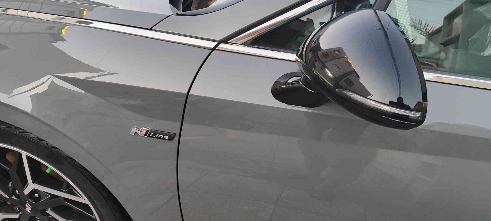 حادثه رصعه بالبنيد ومصلحه على كده وصابغين نص البنيد بدون ولا ايرباك كله بلاد بدون تبديل كلشي على بلاد جديده لوك السياره 

تفاصيل السيارة 

تبريدها بشرط ( ثلاجة ) باقصى درجات حرارة

رقم اربيل باسمي 

مواصفات السيارة ………….. فول 1/1

محرك 2500 توربو يولد 290 حصان 

گير Dct دبل كلج 8 نمر 

دفع أمامي

سقف بانوارما قطعتين 

رادار امامي و خلفي و جانبي 

مانع اصطدام امامي  

مانع اصطدام خلفي عند الرجوع 

نقاط عمياء عند تغيير المسار 

حساسات بالابواب للتنبيه عند فتح الباب و سيارة قادمة من الخلف 

شاشة كبيرة ( تختلف عن باقي الفئات ) 

تدعم الكار بلي و الاندرويد اوتو

شاشة رقمية للعدادات و الكيجات متغيرة عند تغيير نظام القيادة

4 وضعيات للقيادة 

‏Normal-costum-sport-sport plus

انارة داخلية متغيرة 7 الوان بالدشبورد و الابواب 

نظام المحافظة على المسار 

كروس ( تحكم بالسرعة )

شاحن وايرلس لاسلكي 

منافذ للشحن امامية و خلفية 

قطعتين تبريد امامي و خلفي منفصل 

12 سماعة فائقة الجودة من شركة Bose

دخول ذكي و انارة ترحيب 

قفل ذاتي عند الابتعاد 

فتح الصندوق الخلفي عند الاقتراب 

اشارات بالمرايا الجانبية 

تشغيل عن بعد 

انارة led امامية

بگ لايت خلفي led 

تدفئة ستيرن

تدفئة كشنات امامية و خلفية

كشنات حضن رياضية جلد و كنتارا 

مختمة بعلامة N Line بالكشنات و الستيرن و الگير و الاطارات و الجاملغات الامامية و الصندوق

نظام Auto Hold

نظام تنبيه اذا تحرك السير وانت بقيت واكف تنبهك

الماسحات الامامية اوتو بالمطر

ويل كب بلادي حجم 19

هاند بريك بصمة كهربائي

نظام ترحيب صوتي 

السعر  212 $$// سعر مكاني بغداد 

رقم موبايل*********** // متوفر واتساب بغداد
