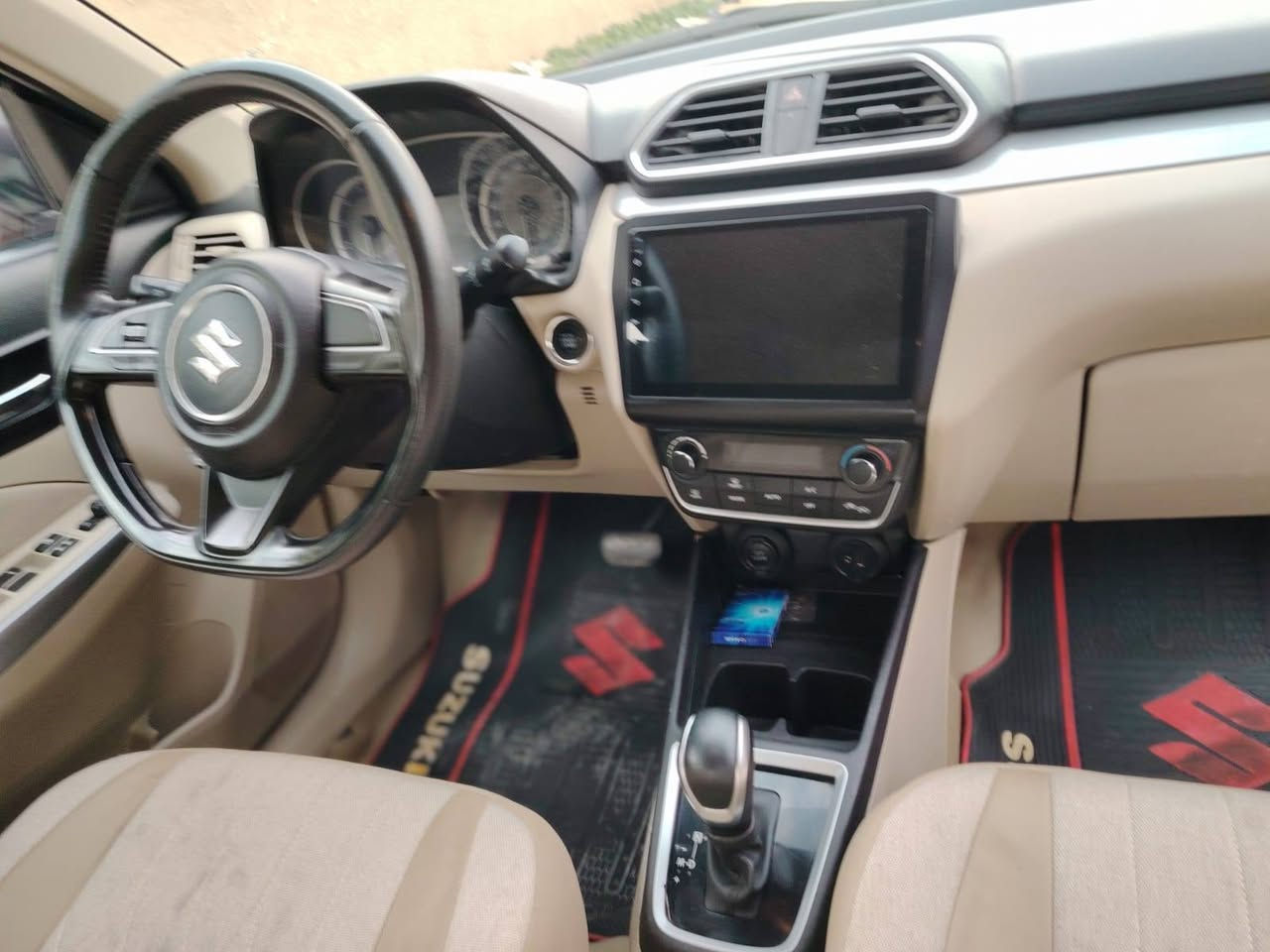 سازوكي ياباني فول مواصفات رقم بغداد حره  تحويل مباشر موديل 2022 مال بيت وجديده جدا 
مكفوله من الصبغ والتبديل والبارد ***********
